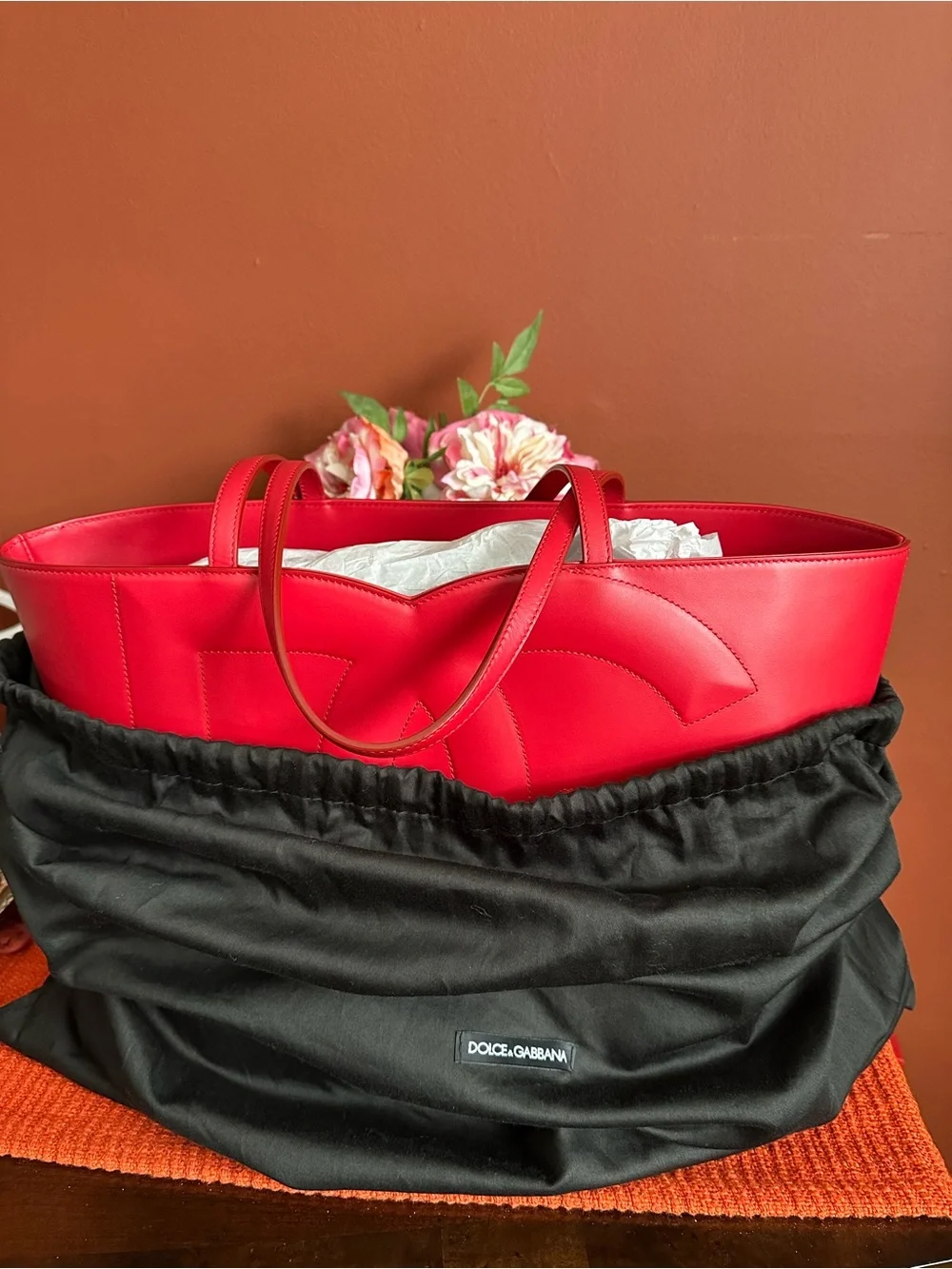 Authentic Dolce & Gabbana Bold Red Embossed Logo Leather big shopping Tote